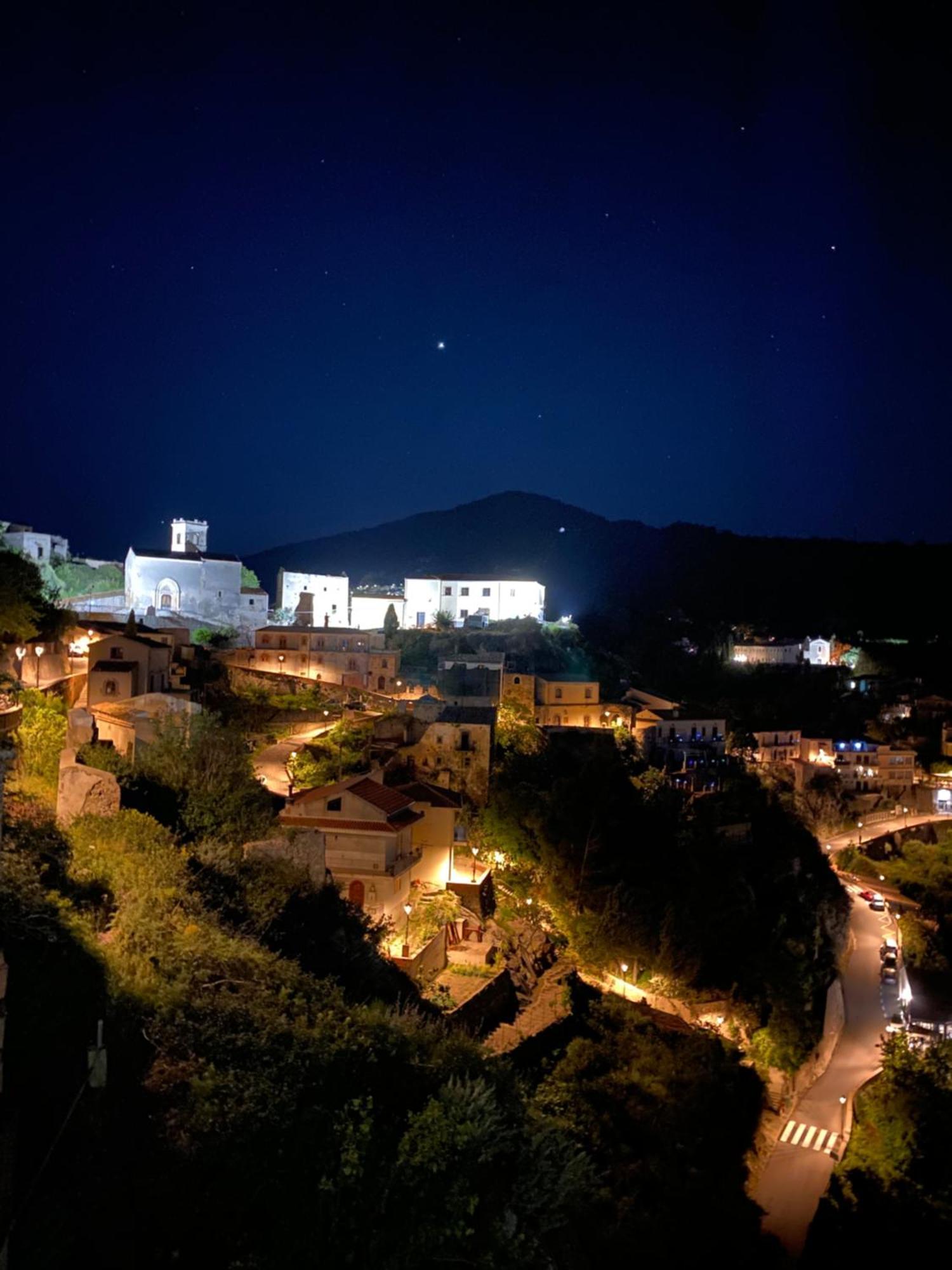 B&B Il Padrino Savoca Exterior photo