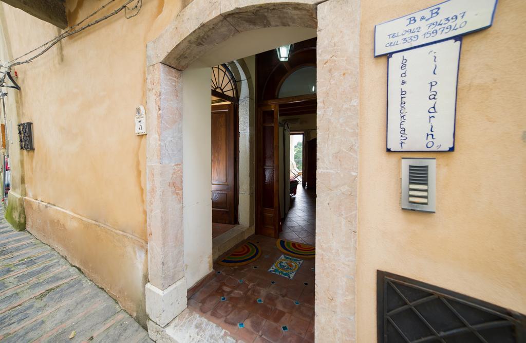 B&B Il Padrino Savoca Room photo