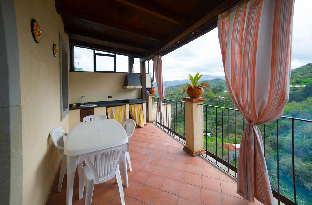 B&B Il Padrino Savoca Room photo